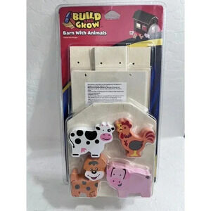 Build and Grow Barn With Animals Kit NIB Lowe’s Cow Chicken Pig and Dog DIY Kids